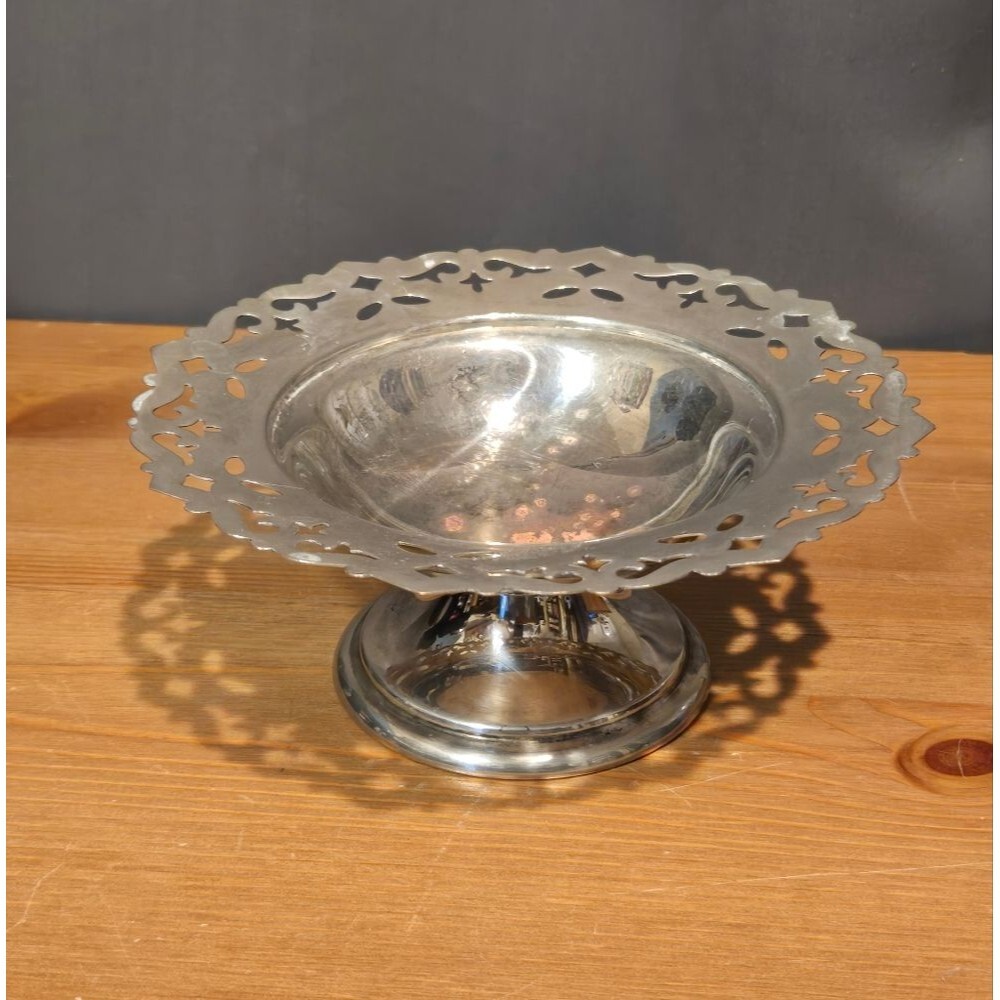 Vintage C & L Silver Plated EP on Copper English Pedestal Bowl, 6.5"